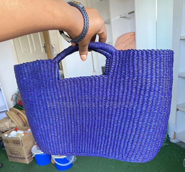Bolga Handwoven Bag · Photo 2