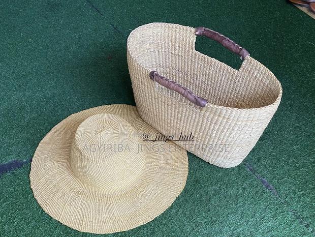 Bolga Handwoven Bag · Photo 1