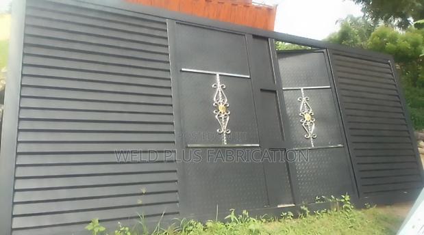 Modern Fence Gate Designs · Photo 3