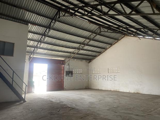 300 SQM Warehouse at North Kaneshie Industrial Area · Photo 4