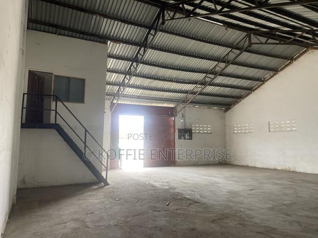 300 SQM Warehouse at North Kaneshie Industrial Area · Photo 2