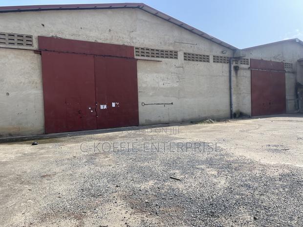 1500 SQM Warehouse + 2bedrooms for Sale Along Tema Motorway · Photo 1