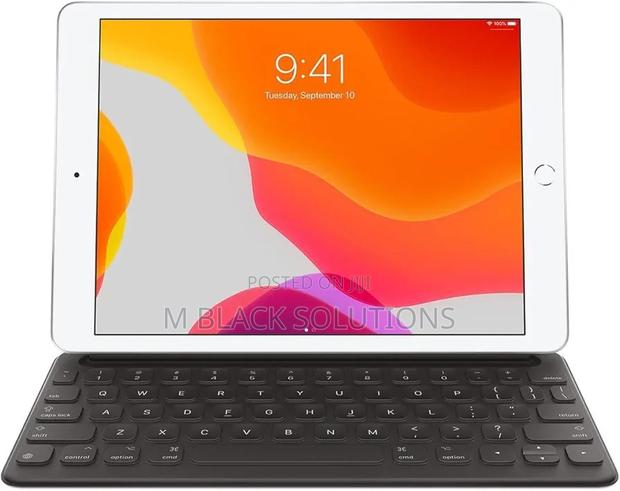 Apple Smart Keyboard for iPad(7th,8th/9th) Generation · Photo 1
