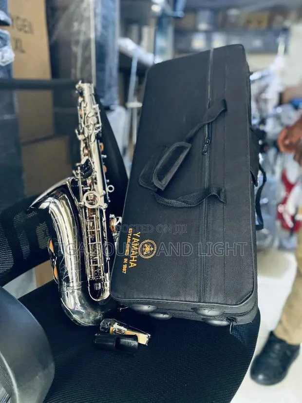Yamaha Yas 280 Alto Saxophone Kit · Photo 1