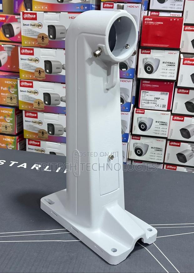 Dome PTZ Camera Mount (Bracket) · Photo 1