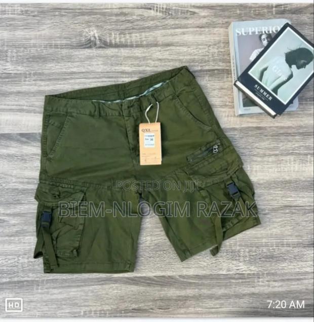 High Quality Cargo Short Nickers Available in Stock · Photo 2