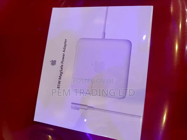 Apple Md506 85w Magsafe 2 Power Adapter · Photo 1