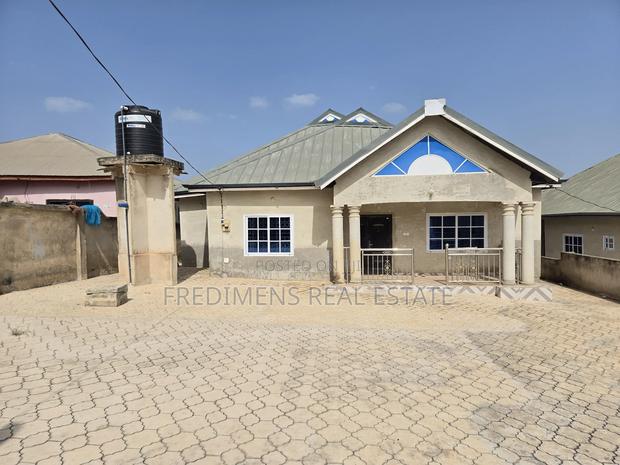 4bdrm House in Fredimens Real, Afigya-Kwabre for sale · Photo 1