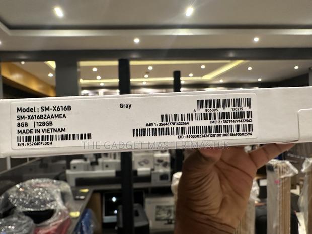 New Samsung Galaxy Tab S9 FE+ 128 GB Black · Photo 4