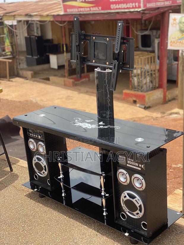 TV Stand With Speakers · Photo 2