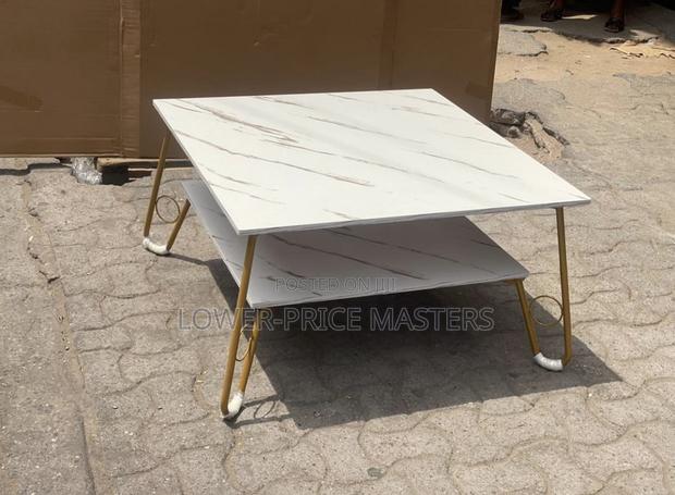 Wooden Coffee Center Table · Photo 1