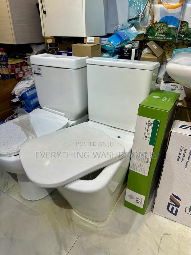 Water Closet_british Master Bed Wc_executive Design_ · Photo 4