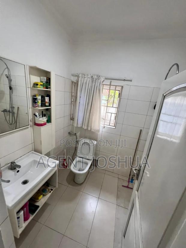 3bdrm House in Manet Court Estate for sale · Photo 4