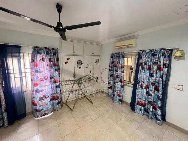 3bdrm House in Manet Court Estate for sale · Photo 5