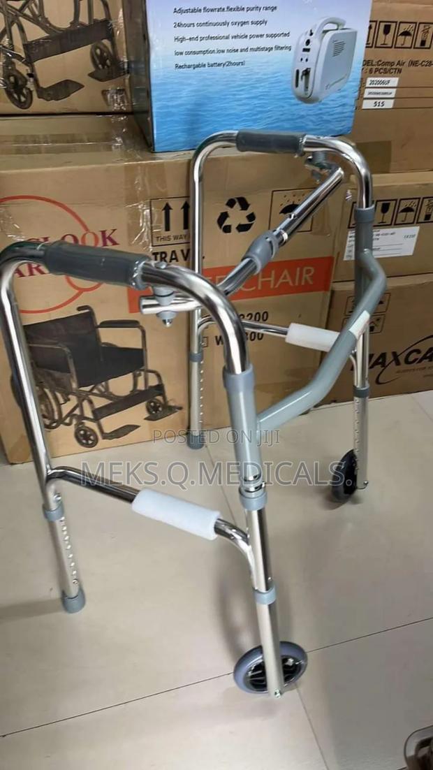 Walker With Wheels · Photo 2