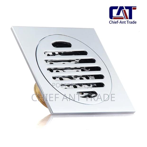 Drainer 10cm. 4". Anti-Odour. 525 · Photo 2
