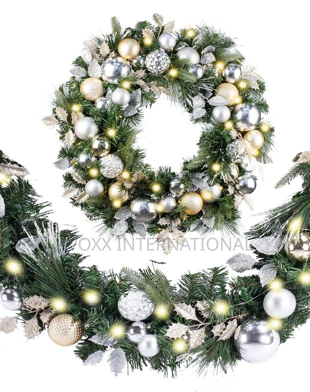 WANNA-CUL Pre-Lit 9ft/108" Christmas Garland W/50 Led Lights · Photo 6