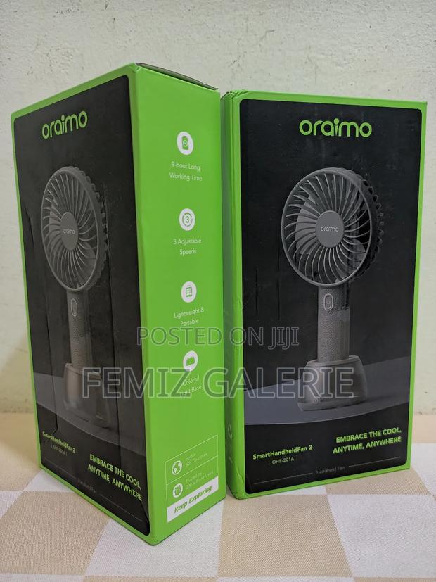 Oraimo Smart Handheld Fan With Light Base · Photo 2