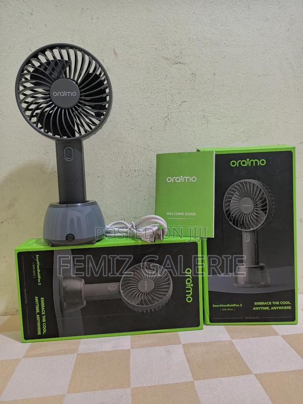 Oraimo Smart Handheld Fan With Light Base · Photo 3