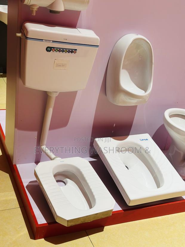 Twyford Squatting WC and Water Tank Complete_ Squatting WC · Photo 1