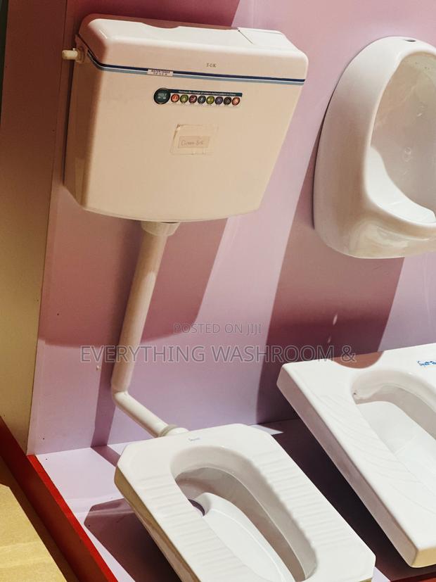 Twyford Squatting WC and Water Tank Complete_ Squatting WC · Photo 6