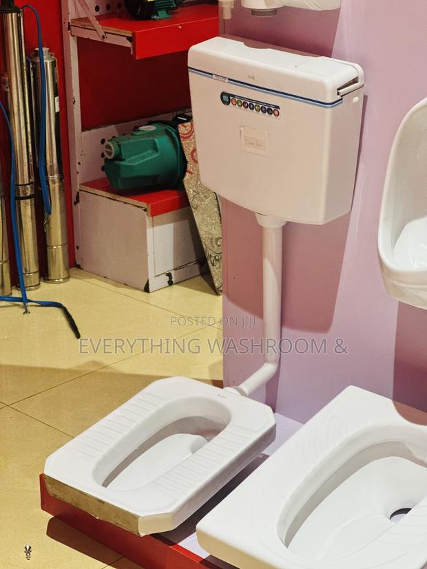 Twyford Squatting WC and Water Tank Complete_ Squatting WC · Photo 7