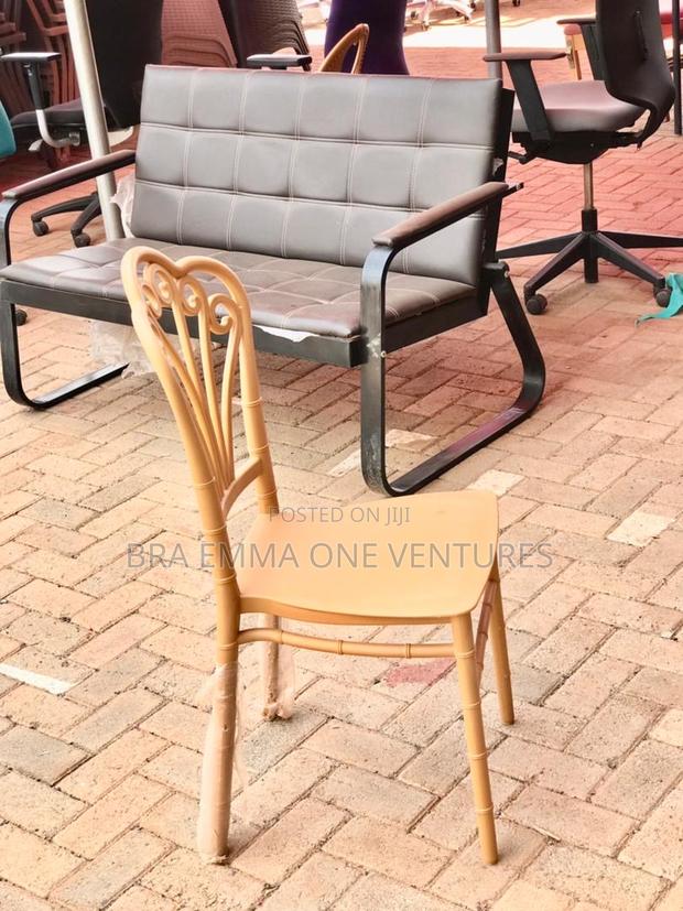 Wedding Chairs · Photo 2
