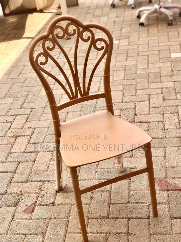 Wedding Chairs · Photo 1