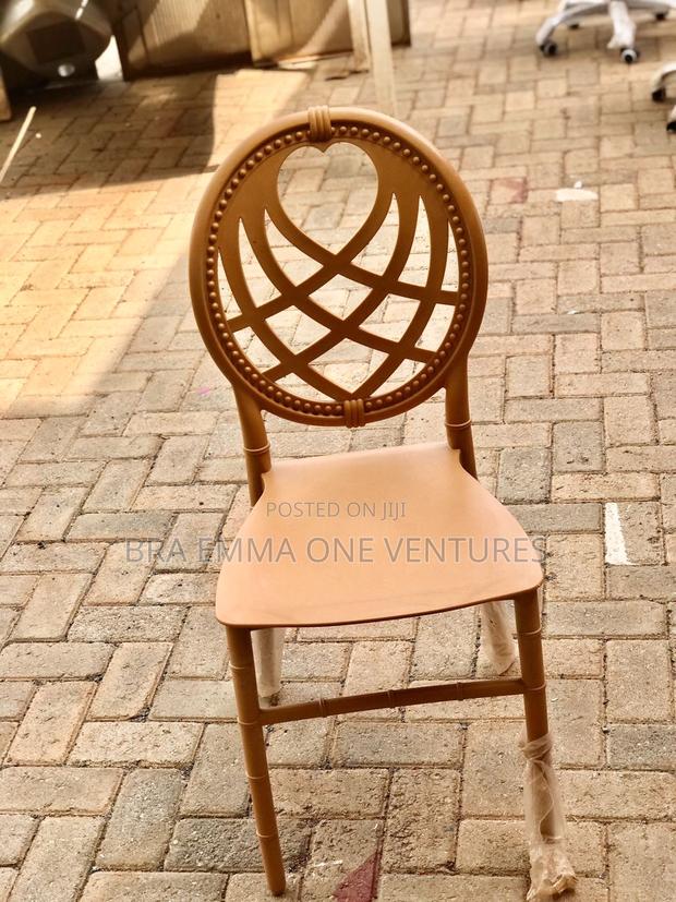 Event Chairs · Photo 1