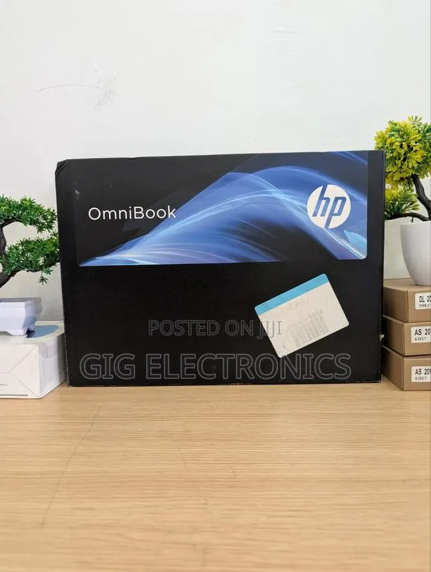 New Laptop HP OmniBook X Flip 16" 16GB Intel Core Ultra 7 SSD 1T · Photo 1