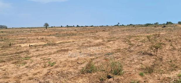 Neat Plots in Gated Residence at Prampram · Photo 2