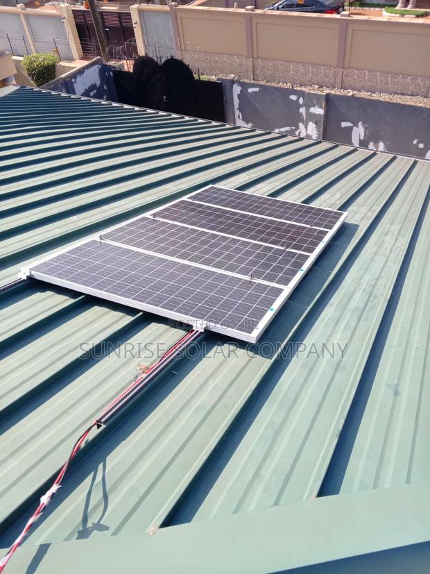 Portable Backup Solar Generator 3000w · Photo 1