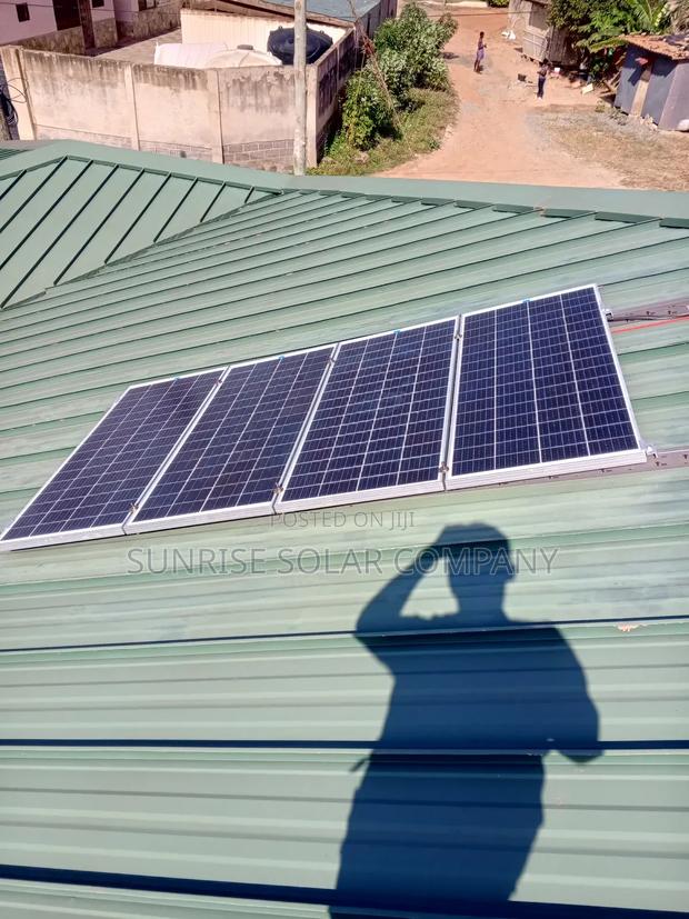 Portable Backup Solar Generator 3000w · Photo 3