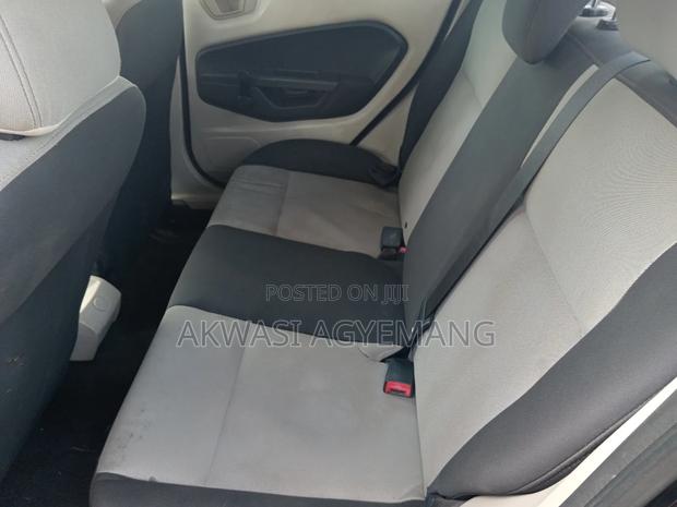 Ford Fiesta S 2011 Black · Photo 4