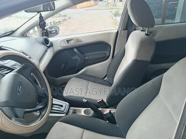 Ford Fiesta S 2011 Black · Photo 7
