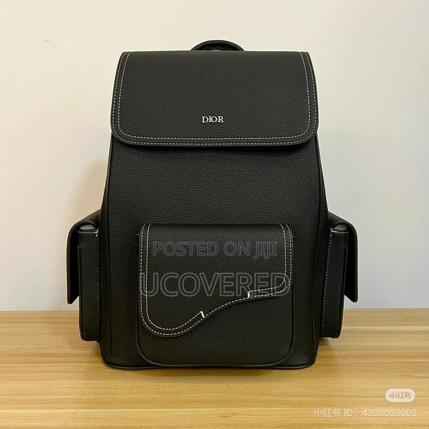 Branded Luxury Leather Backpack · Photo 3