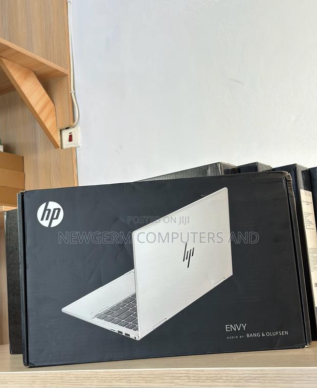 New Laptop HP Envy 14 16GB Intel Core Ultra 7 SSD 512GB · Photo 4