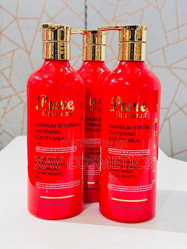 Pure Diamond Maximum Strength Whitening Body Lotion · Photo 1