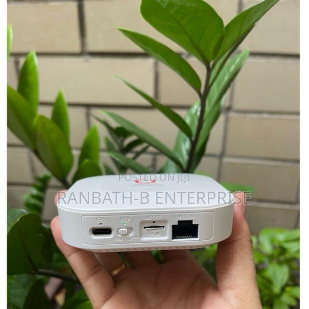 Olax MT30 Universal Advance Mobile CPE · Photo 2