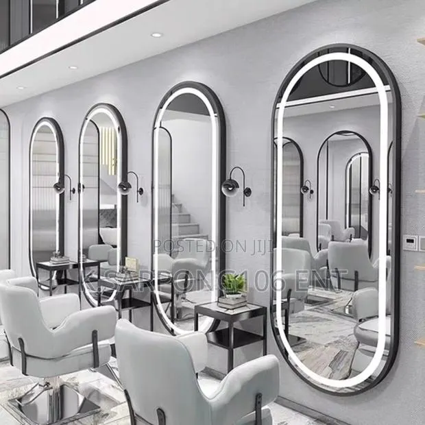 Mirror Salon · Photo 1