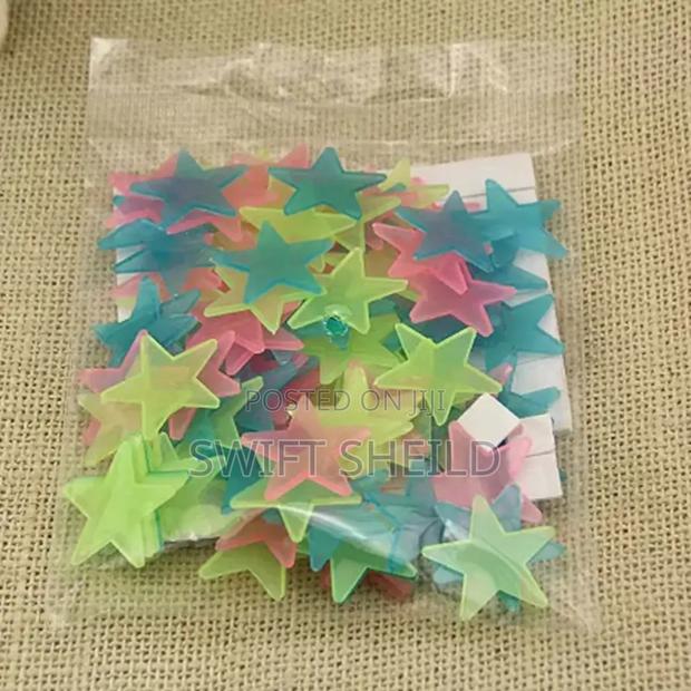 100 Star Glow in Dark · Photo 1