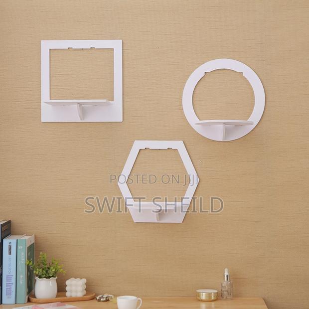 3 Set Floating Shelves · Photo 4