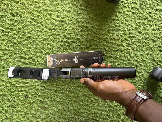 P70 Selfie Stick · Photo 2