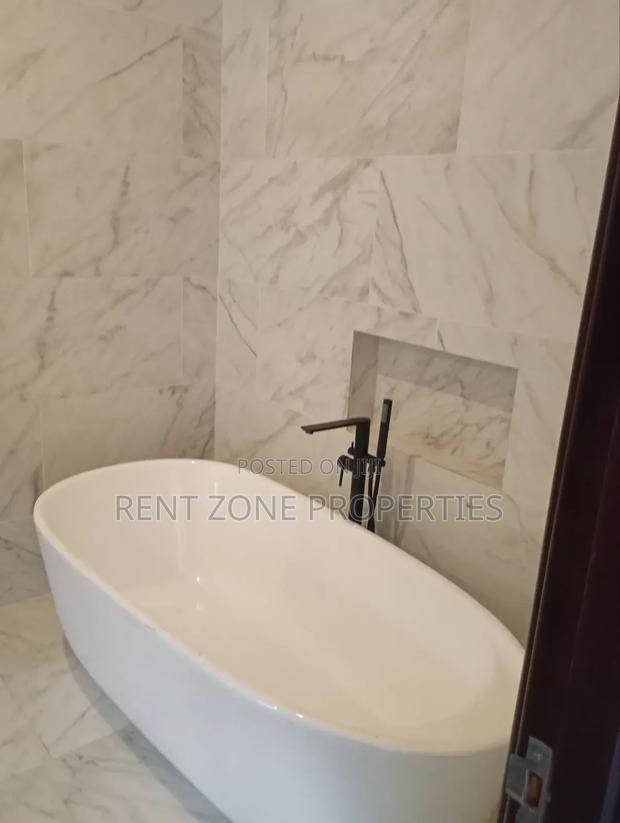 4bdrm Maisonette in Ofankor for sale · Photo 8