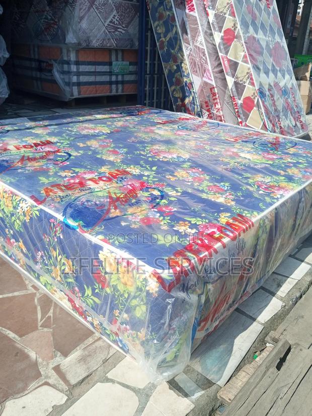 Trusted Mattress 14" Queen Size High Density /Latex Foam · Photo 1