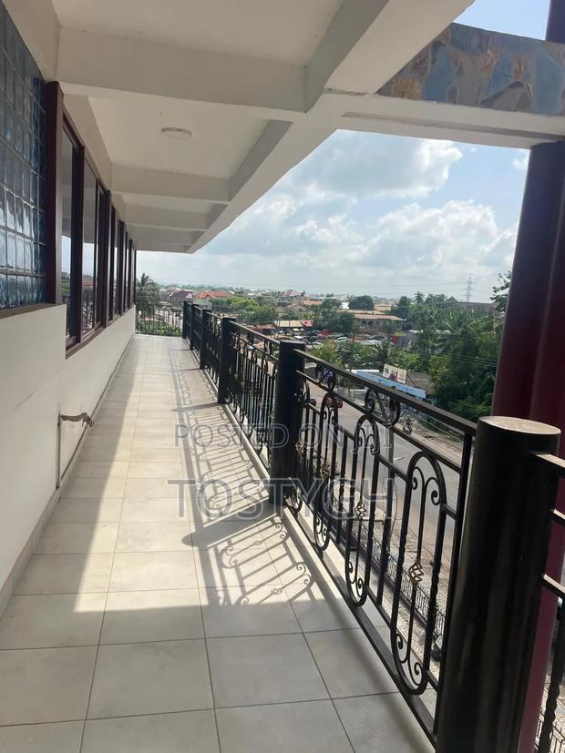 Twin Multipurpose 8 Storey Plaza · Photo 6
