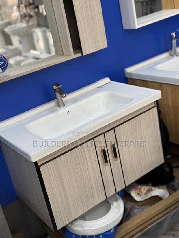 Luxury Cabinet Basin With Mirror (2111) · Photo 2