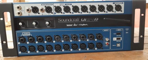 Soundcraft Ui24r Digital Mixer With Engineer for Rent · Photo 1