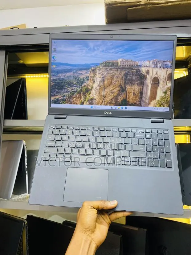 Laptop Dell Latitude 3510 8GB Intel Core i5 SSD 256GB · Photo 1