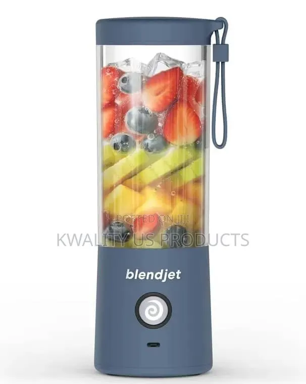 Blendjet Portable Rechargeable Blender for Smoothies and Shakes · Photo 1
